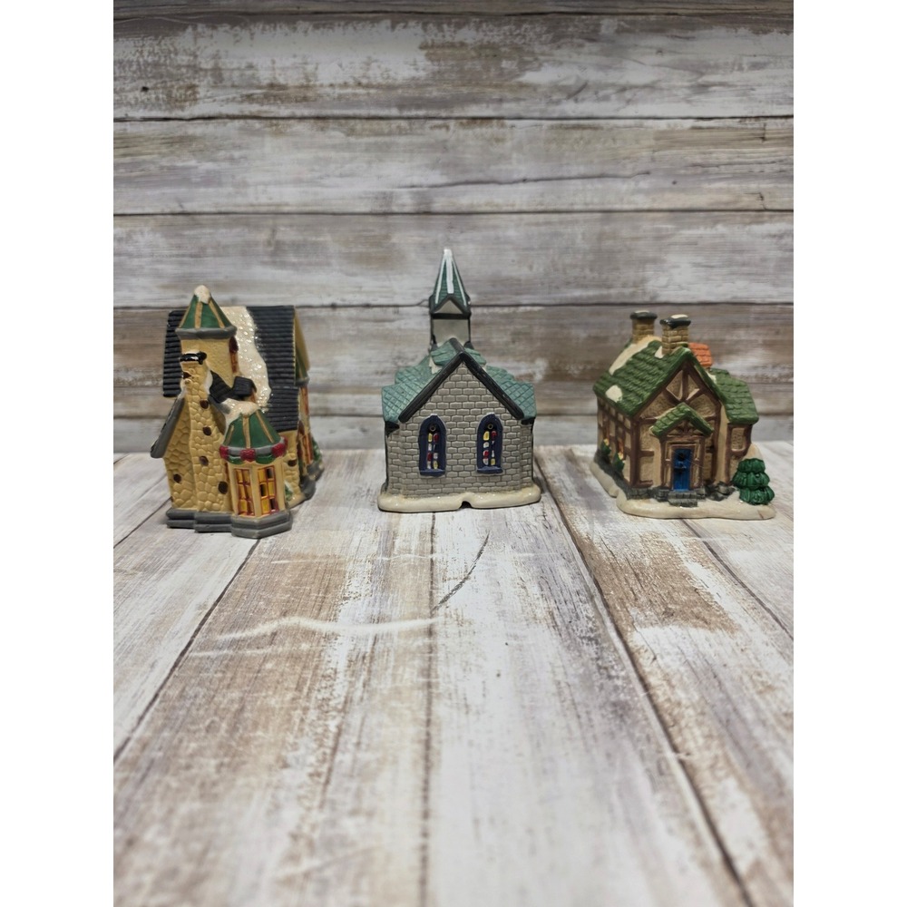 Cobblestone Corners 2002 Christmas Village Set Music Shop Church Grocery 3pc - Picture 7 of 10